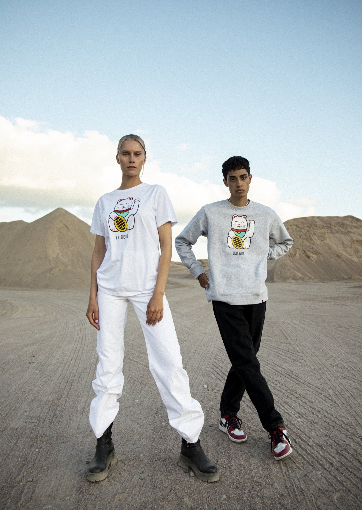 Maneki Sweatshirt